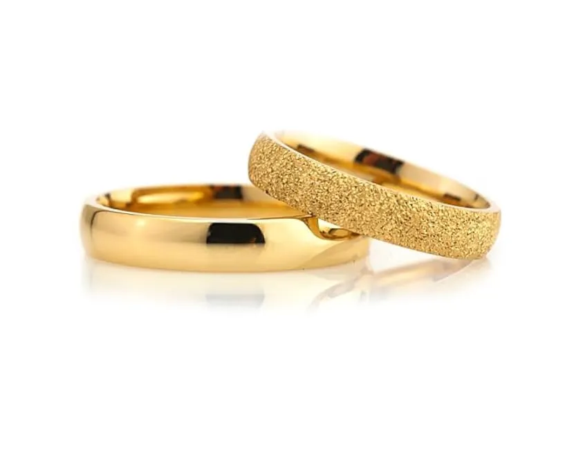 Set di fedi nuziali da 4 mm Coppia placcata in oro 14 carati Set di fedi nuziali in argento personalizzate per uomo e donna