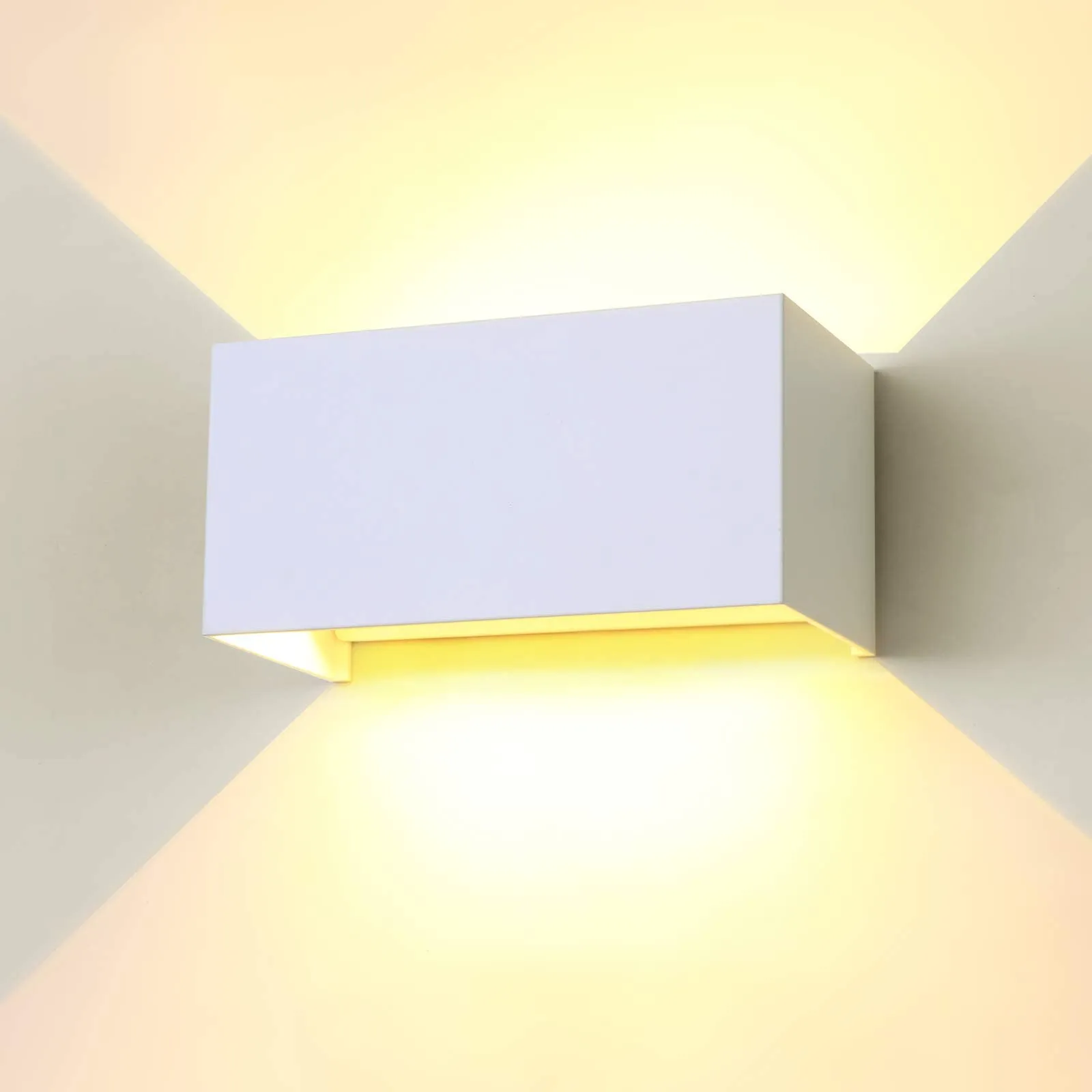 ENCOFT 24W Applique da Parete interno Esterno Lampada da Esterno a Parete Nero COB LED Moderno IP65 Impermeabile in Alluminio Luce Bianco Caldo 3000K per Giardino Balcone Nero