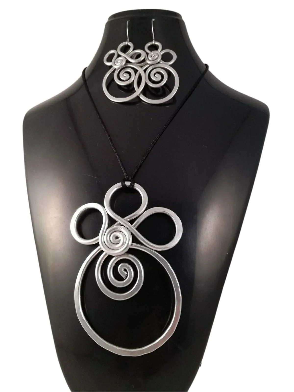Printyl. Collana e Orecchini in alluminio
