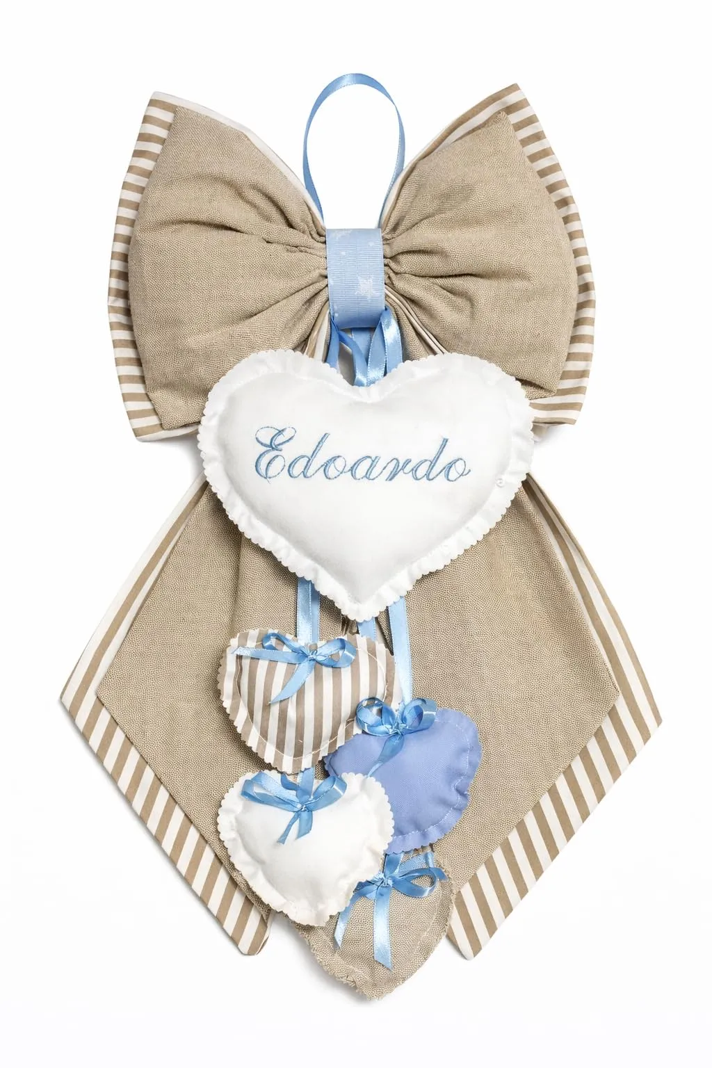Fiocco Nascita personalizzato con nome sul cuore. Dimensione 52 x 35 cm. (Beige-celeste)