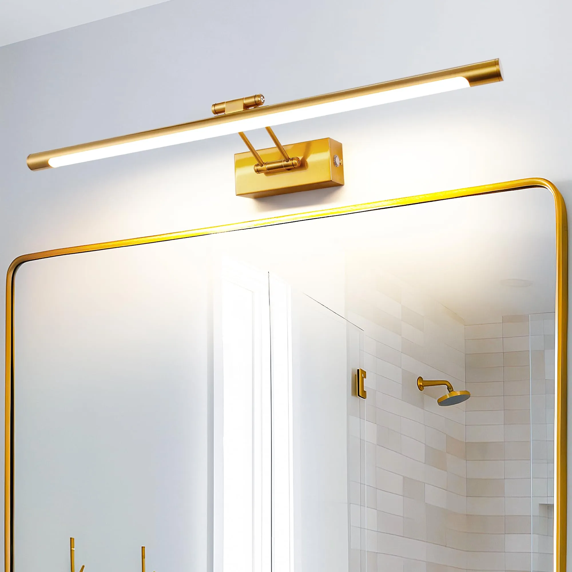 MantoLite Dimmerabile Lampade da Parete per Interni, Specchio da Bagno LED Applique da Parete con Testa Della Lampada Girevole per Camera da letto, 3000K Hotel Restaurant Lampada(1320LM Ottone,60CM)