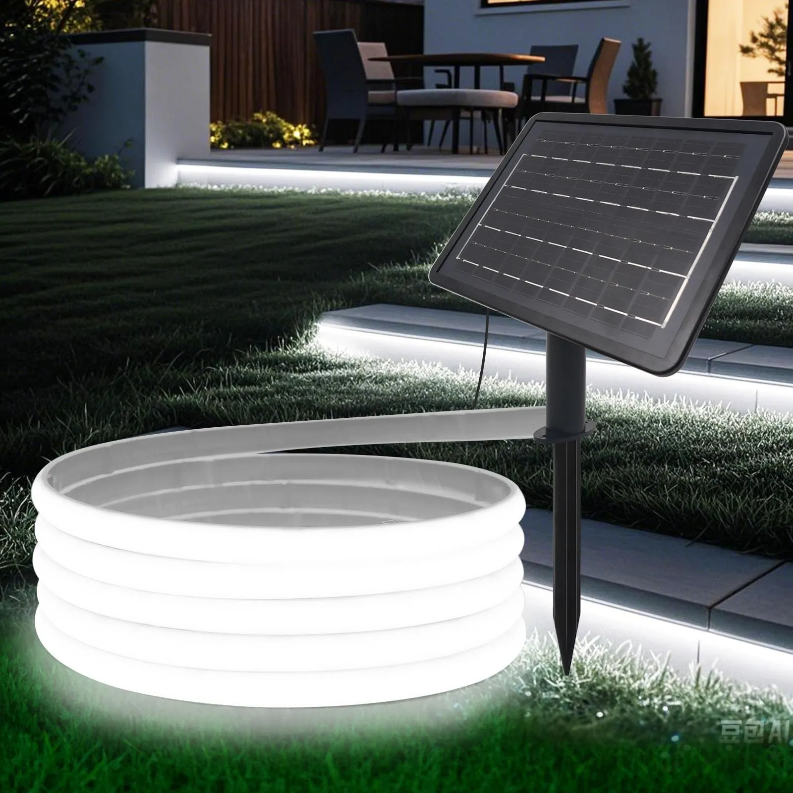 KISUFU 24V Solar Neon Light outdoor LED Strips, IP68 impermeabile 320 LEDs/m strisce LED con 1200mah 8 modalità solare con inserto di terra luce per casa giardino matrimonio festa di Natale.