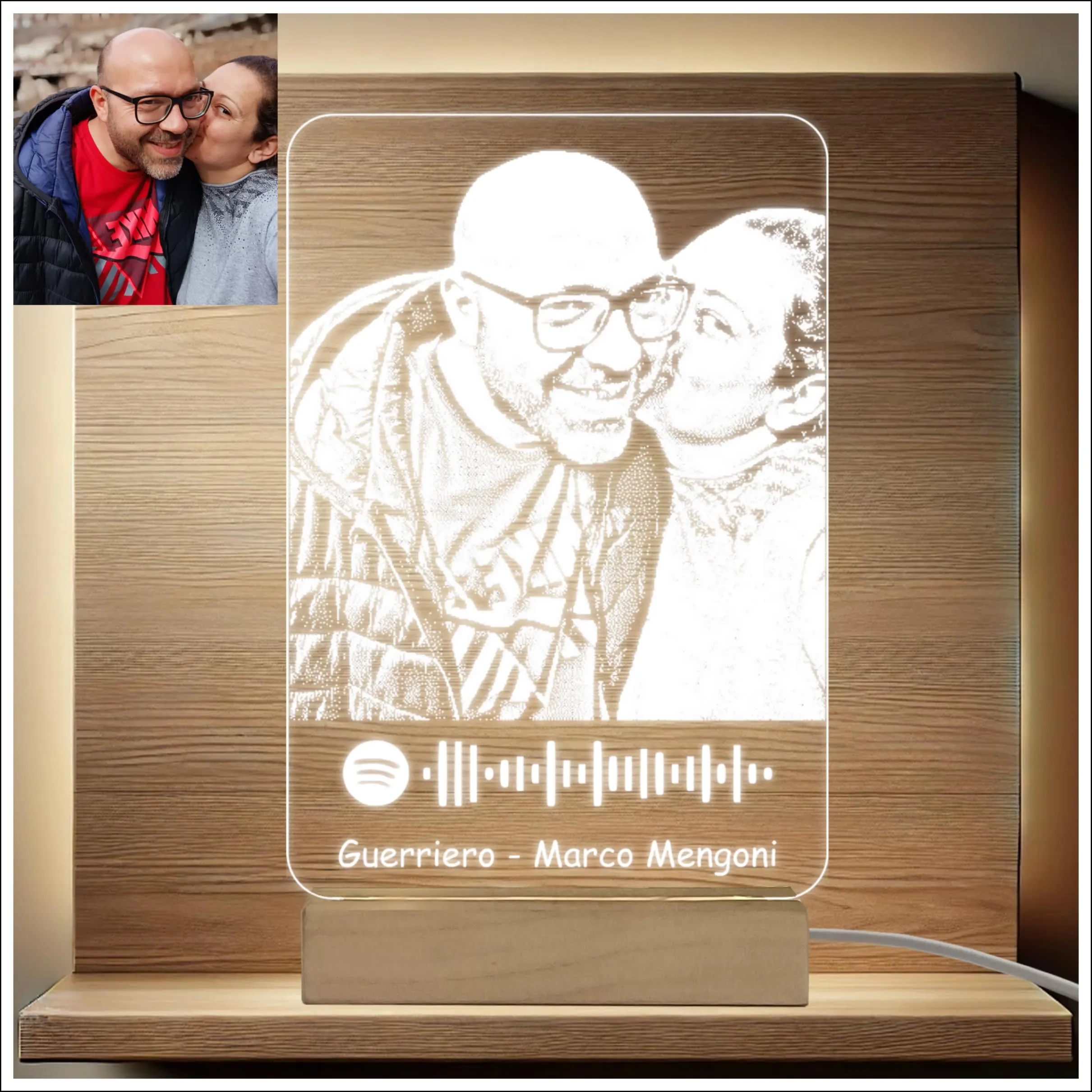 Lampada led personalizzata con la tua foto o logo inciso; frase o collegamento spotify opzionali. Ideale come regalo per San Valentino, compleanno o anniversario
