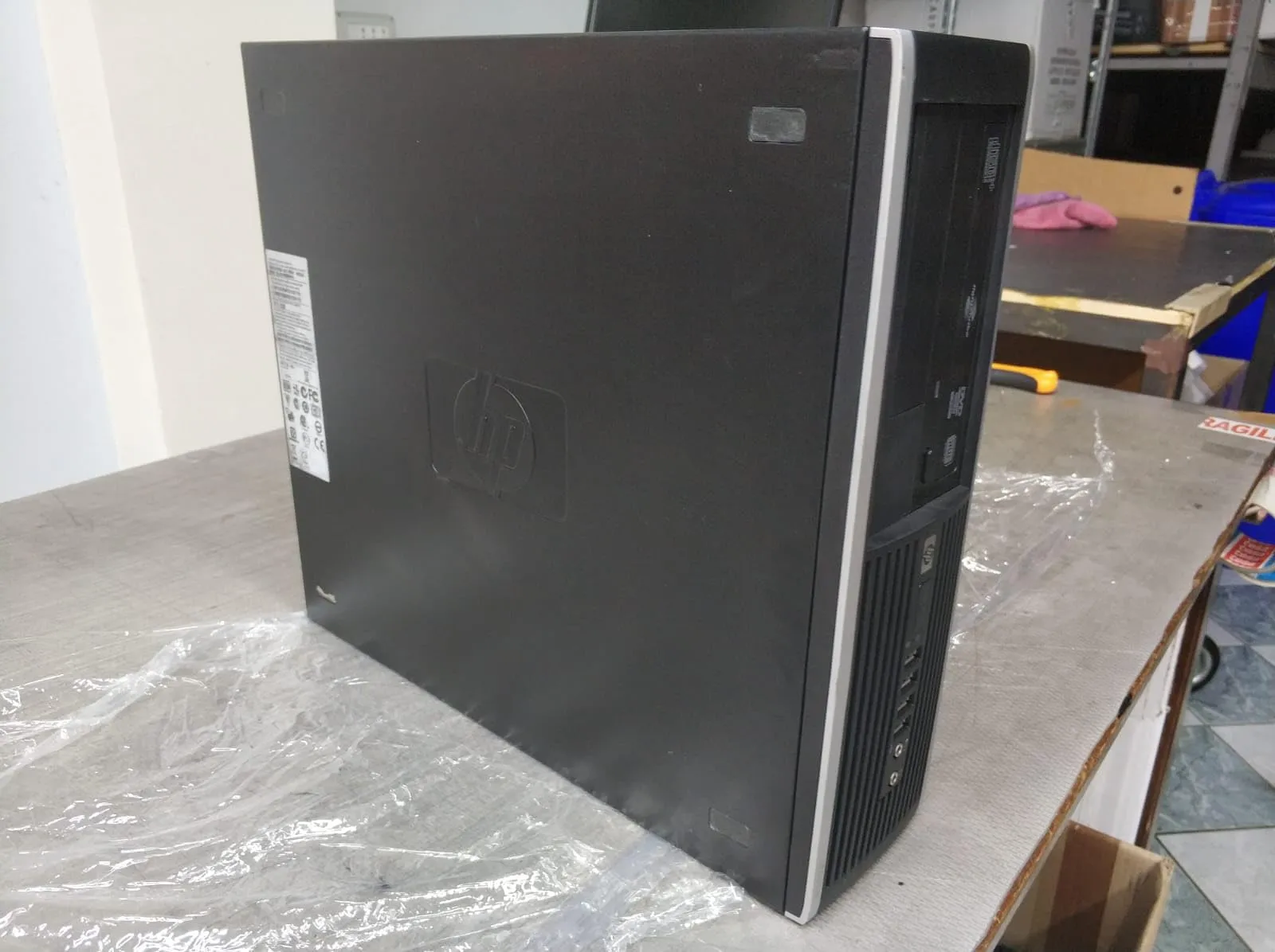HP POSTAZIONE COMPLETA PC 8200 I5 3,1 Ghz 8GB RAM 240GB SSD 10X PORTE USB - key WI-FI + MONITOR Dell 2014HF + Tastiera e Mouse TRUST (Ricondizionato)