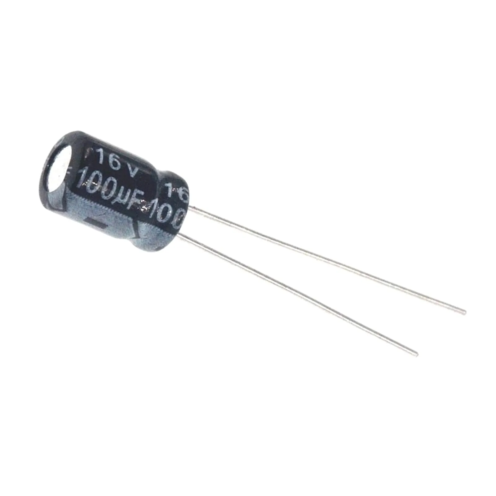 EFARMA Condensatori elettrolitici, 50 condensatori elettrolitici in Alluminio 16V 100uF, 5x7mm