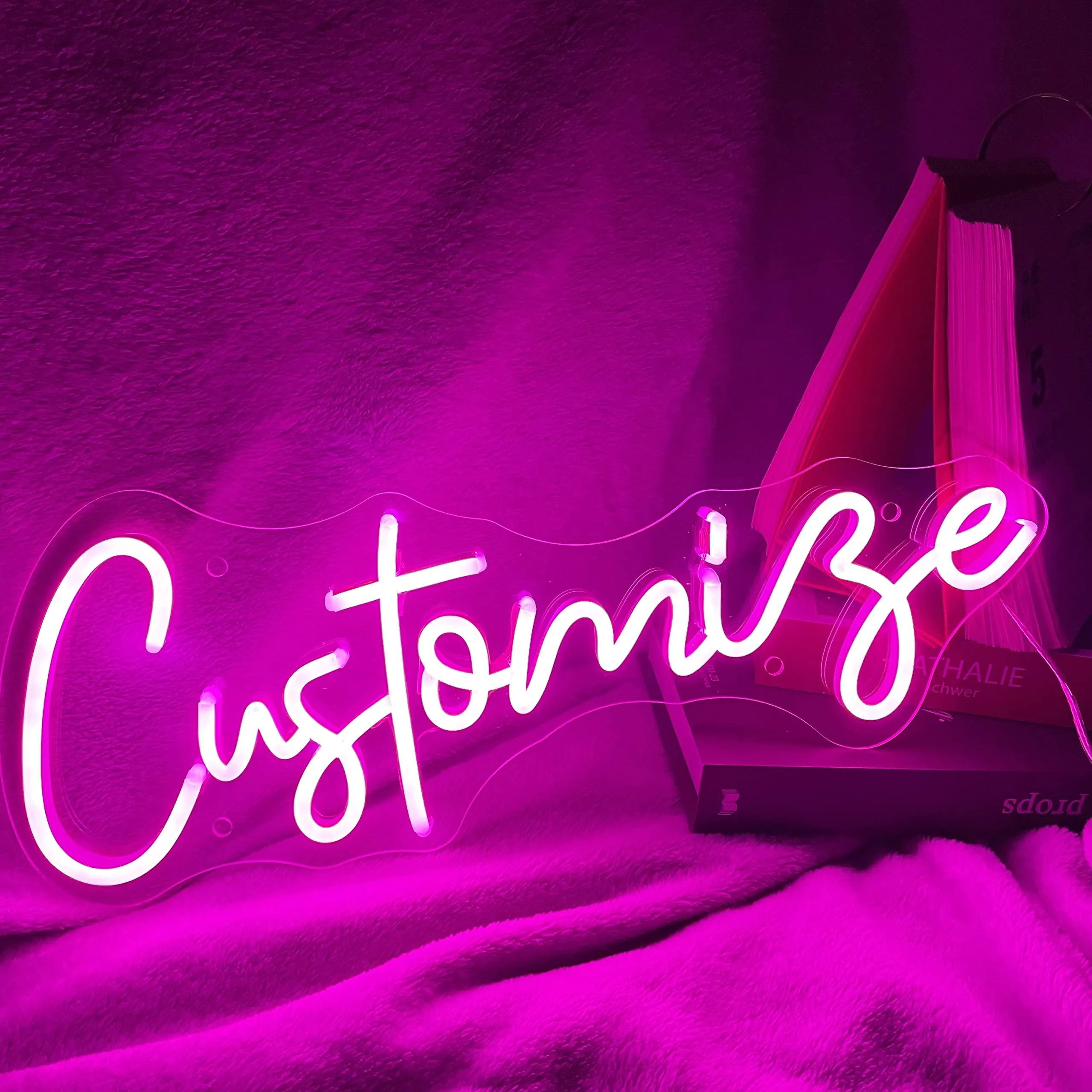 KAEGORT Insegna al Neon LED Personalizzabile, Decorazione Parete, Scritta Luminosa Personalizzata, per Feste Compleanno Matrimoni Negozi Bar Luce Notturna(26-150 cm)