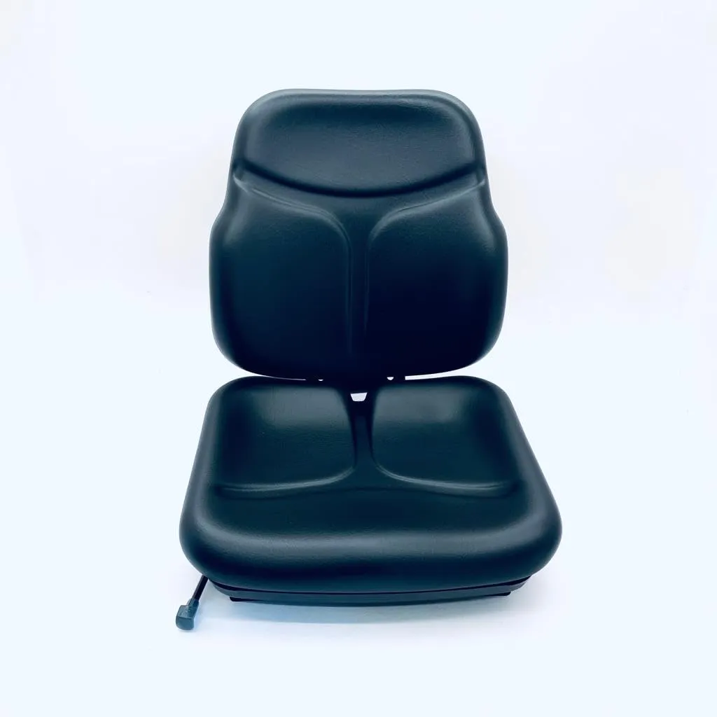 Sedile tipo COBO SC74 per trattore in ecopelle nero. Tipo new holland. CB1057354.