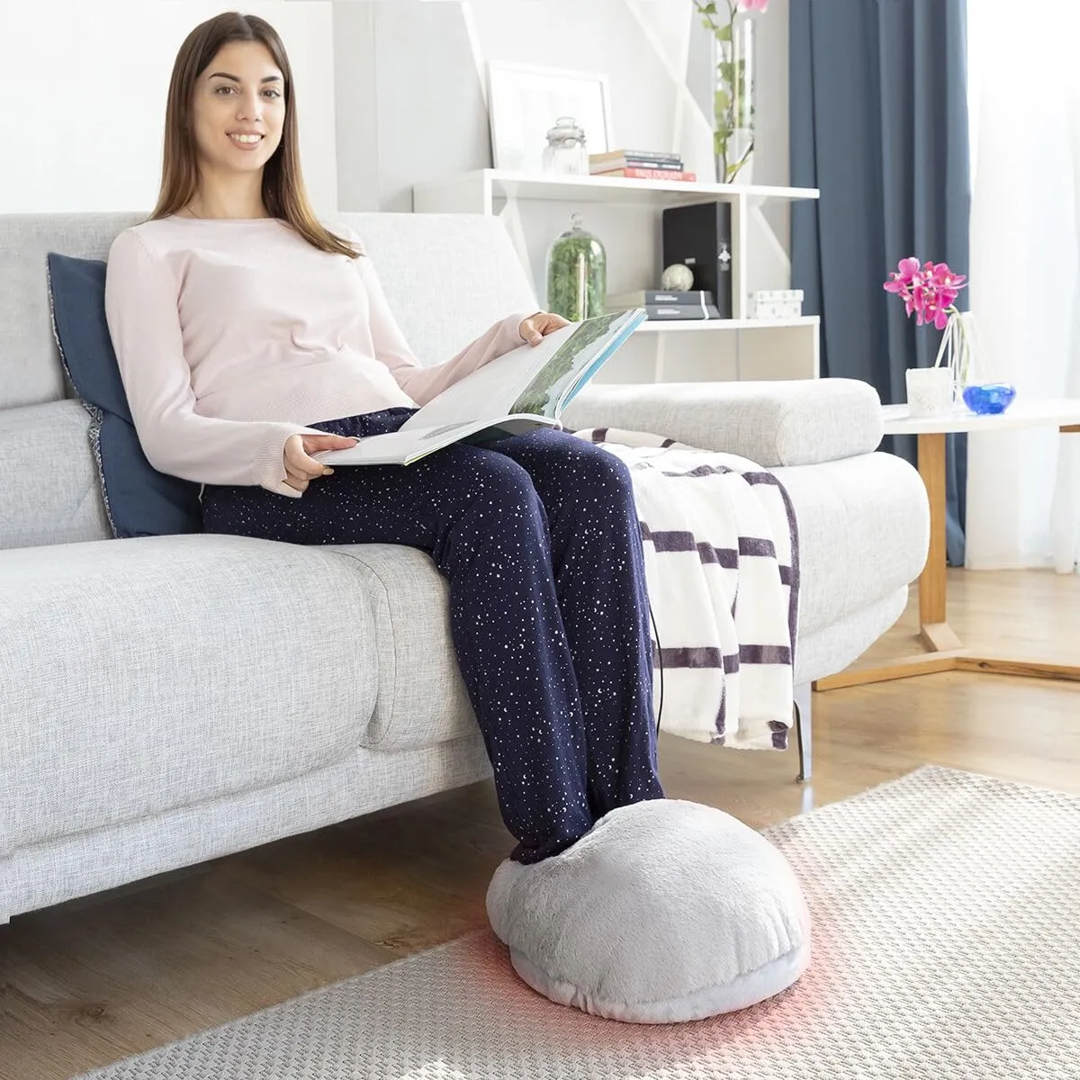 InnovaGoods - Scaldapiedi Elettrico 2 in 1 ELEWA, Riscaldamento Veloce 2100W, Cotone Traspirante, Design Versatile e Funzionale, Grigio, Piccolo, Cotone