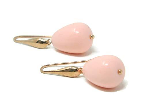 Orecchini pendenti con goccia corta in pasta di corallo rosa, gancetto argento placcato oro rosa