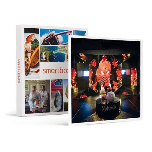 Smartbox - cofanetto regalo - Emozione3zioni rossonere: 1 ingresso al Museo Mondo Milan con gagliardetto ACM - idee regalo originale