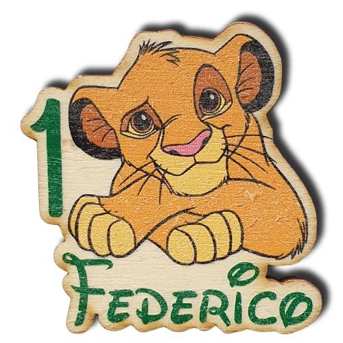 5 PEZZI Calamita personalizzata in legno Simba Re Leone per bomboniera festa compleanno o battesimo (Stampata)