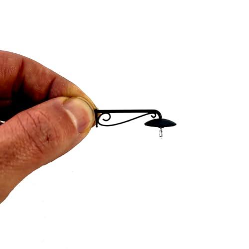 Lampione da parete per presepi e diorami con microlampada 12V - DL142 (7x2,7 cm, luce bianco caldo)