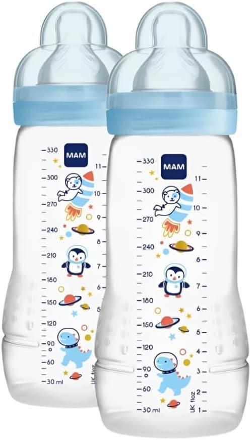 MAM Biberon Easy Active Baby Bottle 330 ml, Kit da 2 per bambini attivi ergonomici e pratici, Accessori neonato 4+ mesi allattamento con tettarella misura 3, Azzurro assortito, Versione attuale