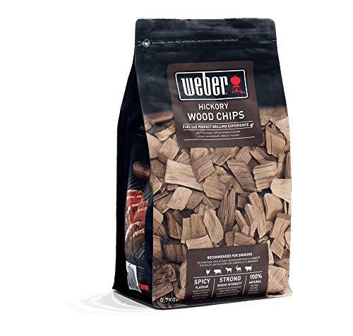 Weber Trucioli di Affumicatura (Pacco da 700g) - Legno di Noce Hickory, per Carne di Manzo, Maiale, selvaggina & pollame, Aroma Intenso/Forte, Leggermente Dolce, al 100% Legno Naturale (17624)
