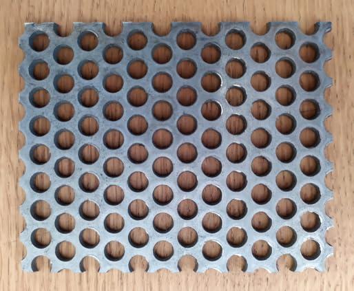 Lamiera forata inox braciere stufe pellet nocciolino x tutte le marche sp. 3 mm