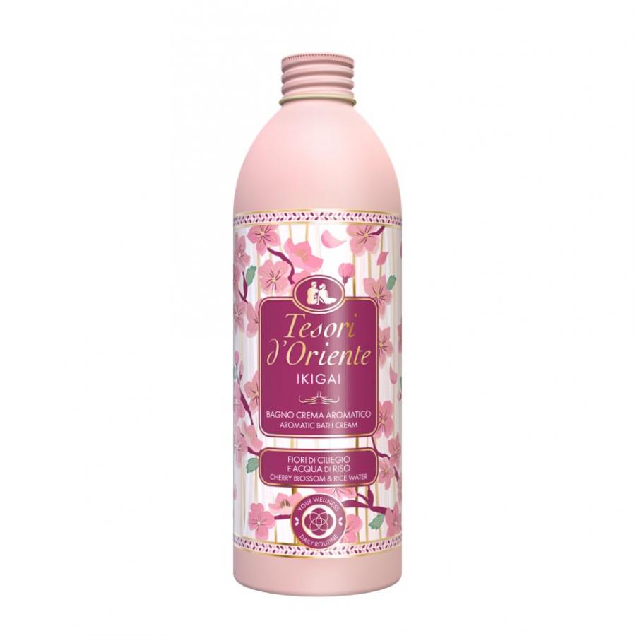 Tesori d'Oriente - Bagno Crema Ikigai dalle Note Floreali, Bagnoschiuma con Fiori di Ciliegio e Acqua di Riso, Dona alla Pelle una Sensazione di Puro Benessere, 500ml