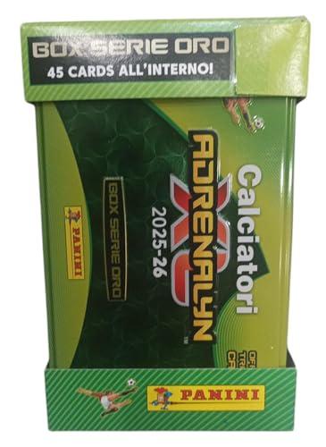 Calciatori Adrenalyn XL 2025-2026 - Tin Box Serie Oro Panini. COMPRENDE 45 CARDS (17 BASE +18 SPECIALI +6 ESCLUSIVE+ 4 EDIZIONI LIMITATA)