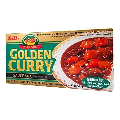 S & B Golden Curry medio caldo (niente carne è incluso) 220g