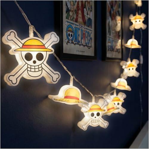 Get Trend One Piece 3D Stringa Luci LED, 10 Pz Bianco LED Lucine Fatate, Funziona a Batteria e con 2 Modalità Lightning, Straw Hat Skull Interno Decorazioni Casa & Camera da Letto, Regalo Anime