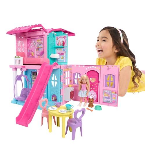 Barbie - Chelsea Casa a Scomparsa, set con 5 aree di gioco e scivolo, mini bambola Chelsea, cagnolino e 15 accessori a tema inclusi, giocattolo per bambini, 3+ anni, JFW49