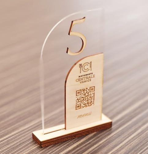 Segnatavolo in Plexiglass e Legno per Ristorante, Pizzeria, Bar, Trattoria | Segnaposto Numerato Personalizzato Intaglio Laser, con QR code per Menù on line e Logo Aziendale.