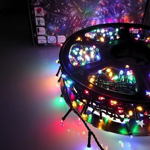 Luccika stringa natalizia con luci a led su cavo verde per uso interno ed esterno controller 31V con 8 giochi di luce e memoria (Multicolore, 50 Metri con 1000 Led)