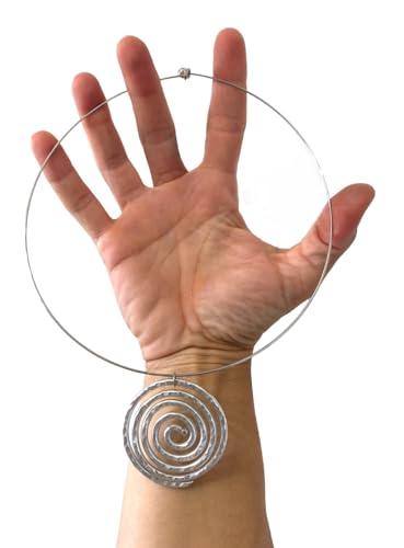 Generico Collana girocollo in acciaio con ciondolo a spirale in alluminio artigianale