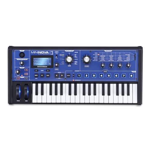 Novation MiniNova, sintetizzatore a modellazione analogica con 37 mini tasti - Mini-synth compatto e potente con effetto vocoder e correttore d'intonazione, 256 suoni integrati e cinque effetti vocali