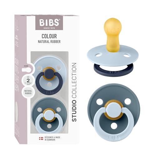 BIBS Colour Studio Ciuccio confezione da 2 pezzi. Privo di BPA, Tettarella tonda. Lattice di gomma naturale, Prodotto in Danimarca, Taglia 2 (6-18 mesi) - Baby Blue/Petrol