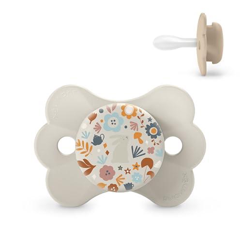 Suavinex, Ciuccio per Neonati 6/18 Mesi, con Tettarella in Silicone SX Pro, Tettarella Simmetrica, Piatta e Flessibile, Rispetta lo Sviluppo del cavo Orale, Previene Sfregamenti, Wonderland Neutro