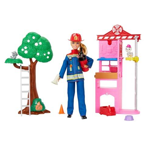 Barbie Carriere - Vigilessa del Fuoco, playset con bambola e caserma dei pompieri, include 2 cuccioli con effetto cambia colore, un albero e 10 accessori, giocattolo per bambini, 3+ anni, HRG55