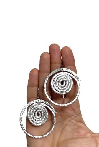 Orecchini a cerchio con spirale in alluminio martellato artigianali