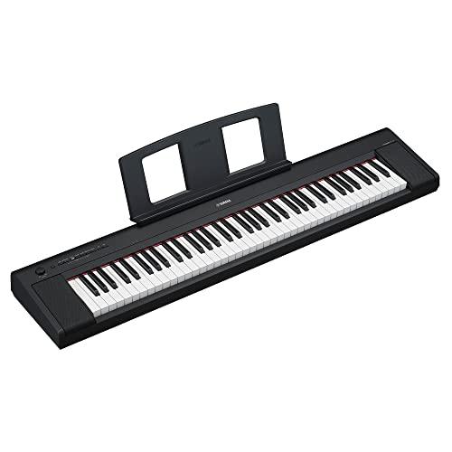 Yamaha NP-35 Piaggero Digital Keyboard - Tastiera Digitale Versatile e Portatile con 76 Tasti Graded Soft-Touch, 15 Voci Strumentali, Leggera e Portatile
