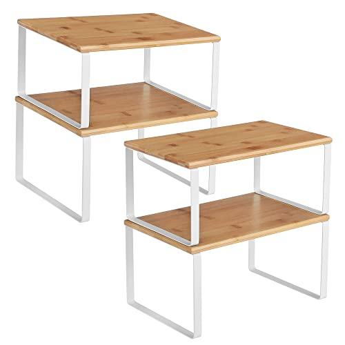 SONGMICS Organizzatori da Cucina, Set di 4 Scaffali da Banco, Portaoggetti per Armadietto, Impilabile, Espandibile, Metallo e Legno Ingegnerizzato, Bianco Nuvola e Beige Naturale KCS010N01