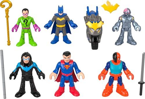 Fisher-Price Imaginext DC Super Friends - Set Deluxe da collezione, contiene 6 personaggi e 3 accessori da battaglia, Power Pad per lanciare i missili incluso, giocattolo per bambini, 3+ anni, HXF94