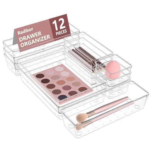 Radikor Organizer Cassetti 12 Pezzi, Contenitori per cassetti in Plastica Trasparente di 4 Dimensioni, Divisori per Cassetti Impilabili per Bagno, Cucina, Trucchi
