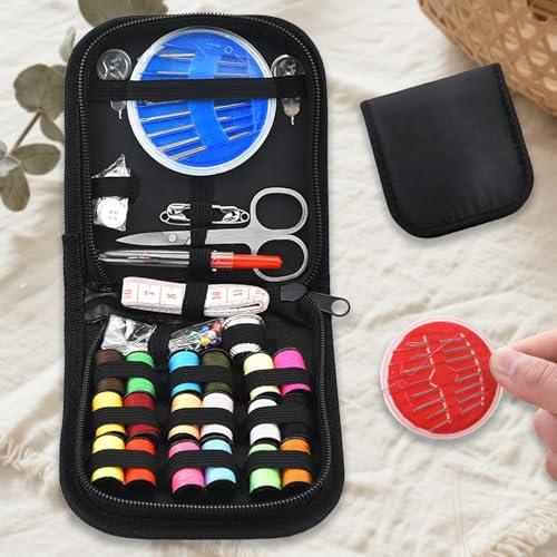 Kit da cucito da 67 pezzi con filo, aghi, forbici, accessori da cucito portatili per viaggi, casa e università, set regalo di riparazione fai da te per principianti, donne e uomini