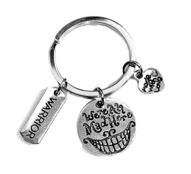 Portachiavi Gatto Alice Stregatto Realizzato a Mano- Ciondolo con Scritta Idea Regalo Originale per Donna, Uomo - Ragazza Ragazzo Gatto Warrior