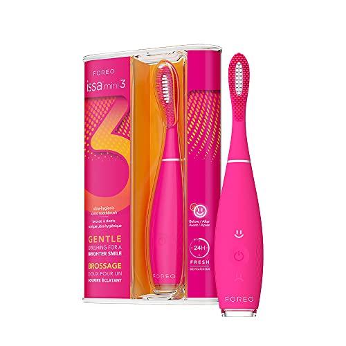 FOREO ISSA mini 3 Wild Strawberry, spazzolino elettrico sonico 4 in 1, setole in silicone medico e PBT, testina Hybrid sostituibile ogni 6 mesi, 265 giorni/carica USB, garanzia 2 anni