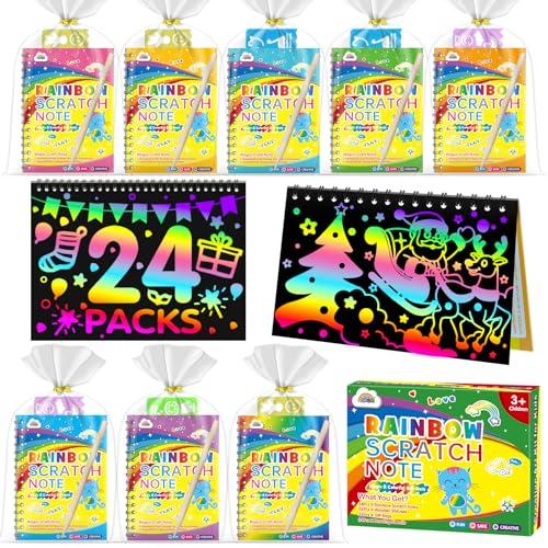 ZMLM 24 Libri Scratch Art Bambini Kit Disegno, Fogli Arcobaleno da Grattare Craft Notebook con 26 Stilo 24 Stencil Scratch Painting Paper Set per Cesto Pasqua regalini fine Festa Compleanno Bambini
