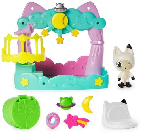 Gabby's Dollhouse, Set di Gioco Balcone dei Sogni di Pandy Paws, 8 Pezzi con Personaggi Giocattolo, Accessori per la Casa delle Bambole, Giocattoli per Bambine e Bambini, 3+ Anni