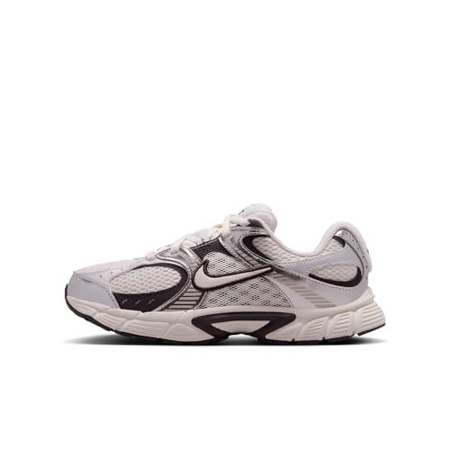 Nike V5 RNR (GS) Sneakers Junior per Ragazzi, Grigio/Bianco – HQ6411-005, Phantom Moon Particle Burgundy Ash Phantom, 37.5 EU