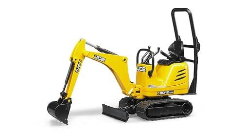 bruder 62002 - Microescavatore JCB 8010 CTS con operaio, veicolo da costruzione, miniescavatore, figura giocattolo