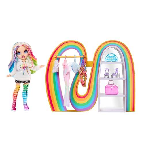 Rainbow High Amaya's Rainbow Closet Playset - con Esclusiva Bambola Arcobaleno, Abiti, Scarpe, Borse, Grucce, Appendiabiti, Scaffali, Regalo Divertente per Bambini. Età 4+