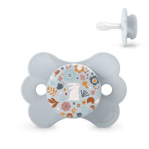 Suavinex, Ciuccio Neonati 0/6 Mesi, Ciuccio con Tettarella in Silicone SX Pro, Tettarella Simmetrica, Piatto e Flessibile, per Neonato, Rispetta lo Sviluppo del cavo Orale, Wonderland Azzurro