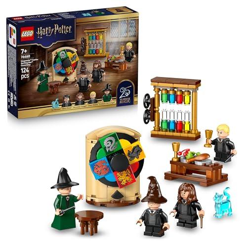 LEGO Harry Potter Castello di Hogwarts: Cerimonia del Cappello Parlante Giocattolo - Minifigure da Collezione Patronus oltre a Hermione e Draco Malfoy - Regalo per Bambine e Bambini da 7 Anni - 76460