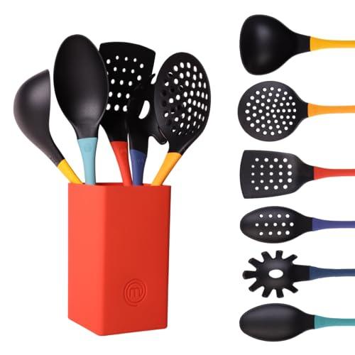 MasterChef Set Utensili Cucina con Porta, Mestoli, Spatola, Cucchiaio, Leccapentole, Set Pasticceria e Altro AntiGraffio e Resistente al Calore, Casa Accesori Antiaderente, Multicolor