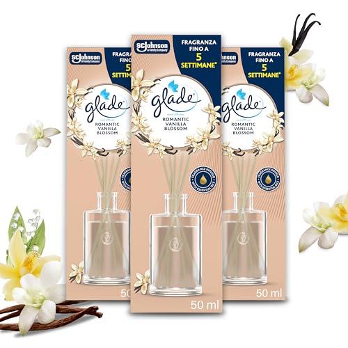 Glade Diffusore a Bastoncini, Profumatore per Ambienti con Oli Essenziali, Fragranza Romantic Vanilla Blossom, Confezione 3 diffusori da 50ml