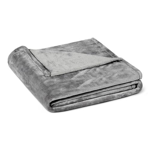 Amazon Basics Coperta in Pile Morbida e Confortevole per Divano, 127 x 152 cm, Grigio