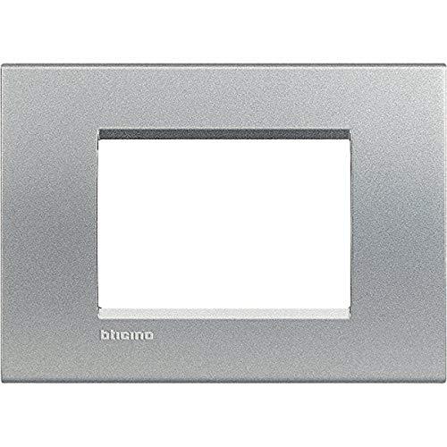 BTicino Livinglight Placca, 3 Moduli, Forma Rettangolare, Grigio (Tech)